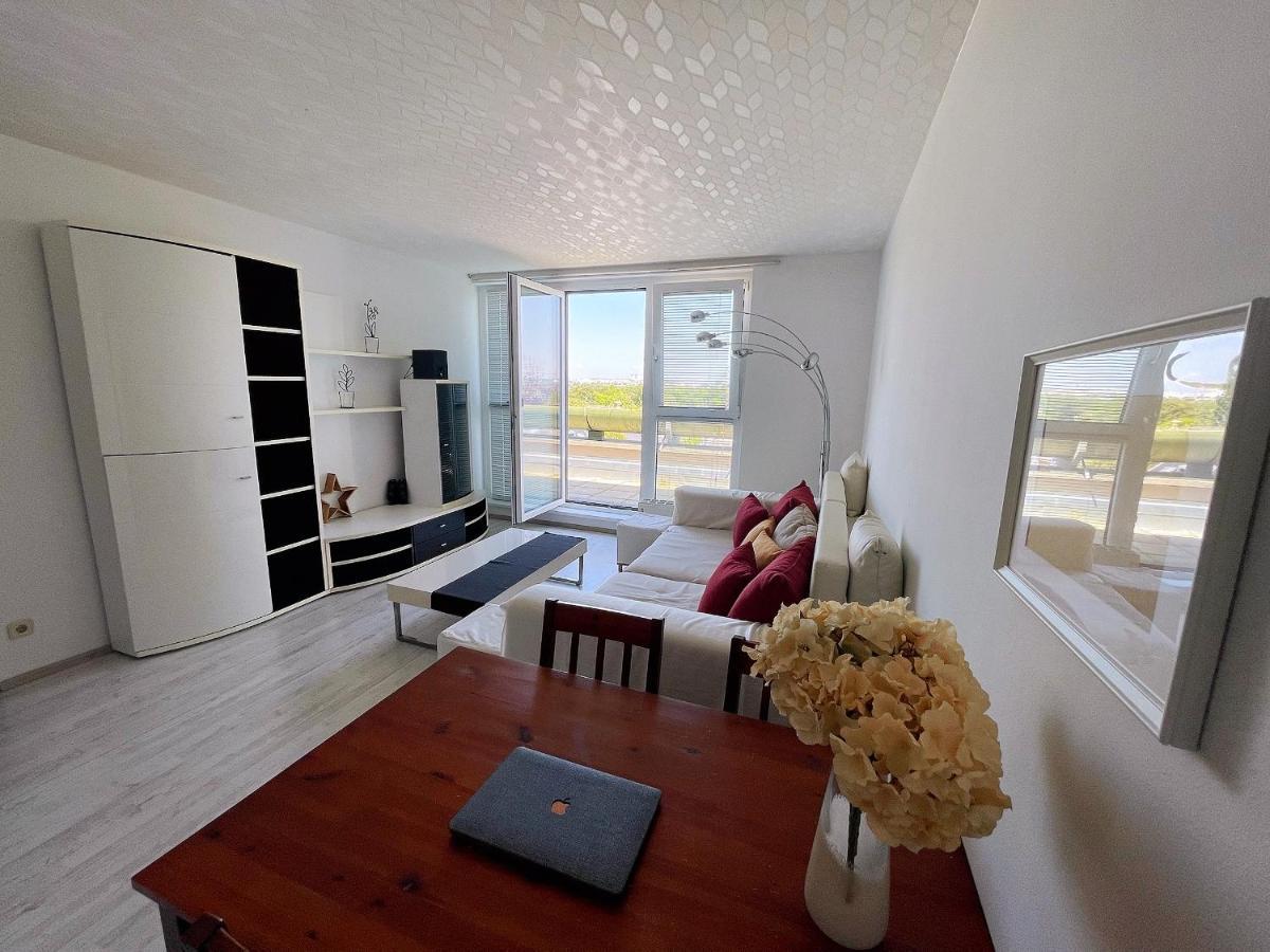 Schone Wohnung Mit Dachterrasse ウィーン エクステリア 写真